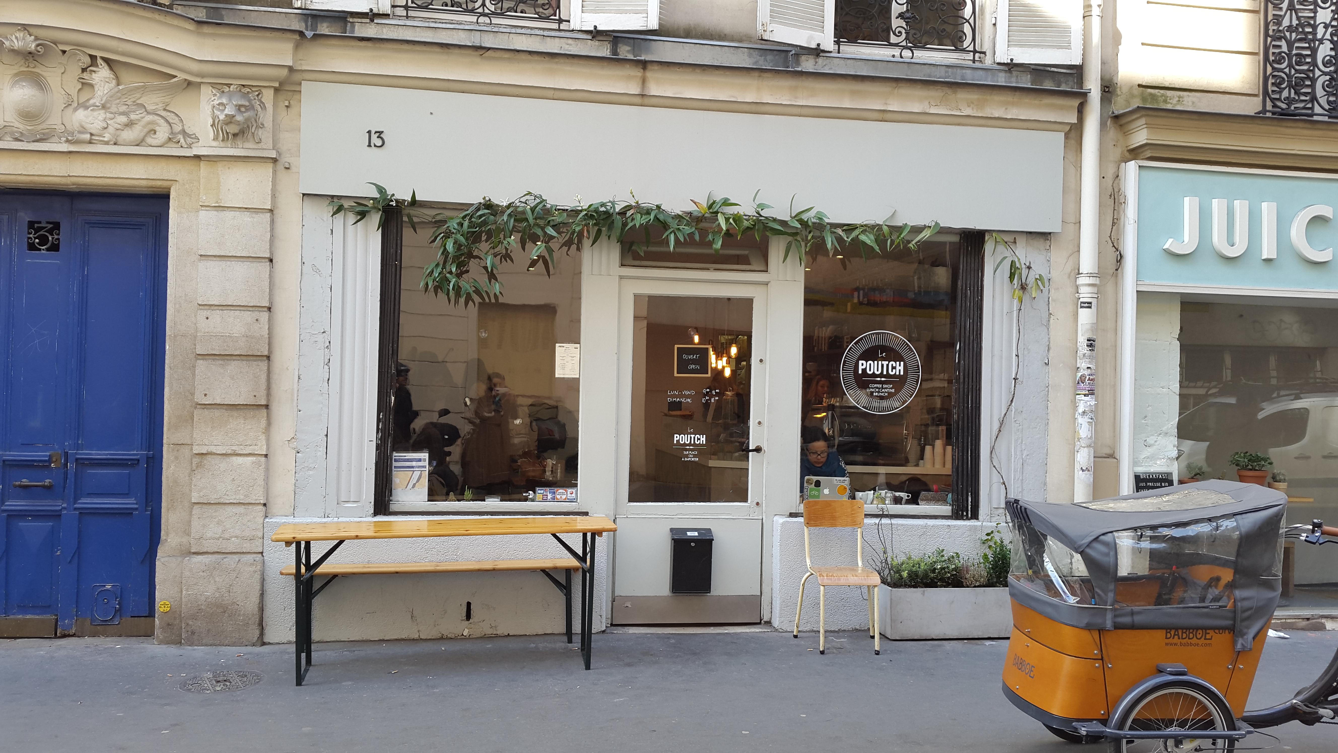 Le Poutch Cafe Review: Brunch In The 10th District