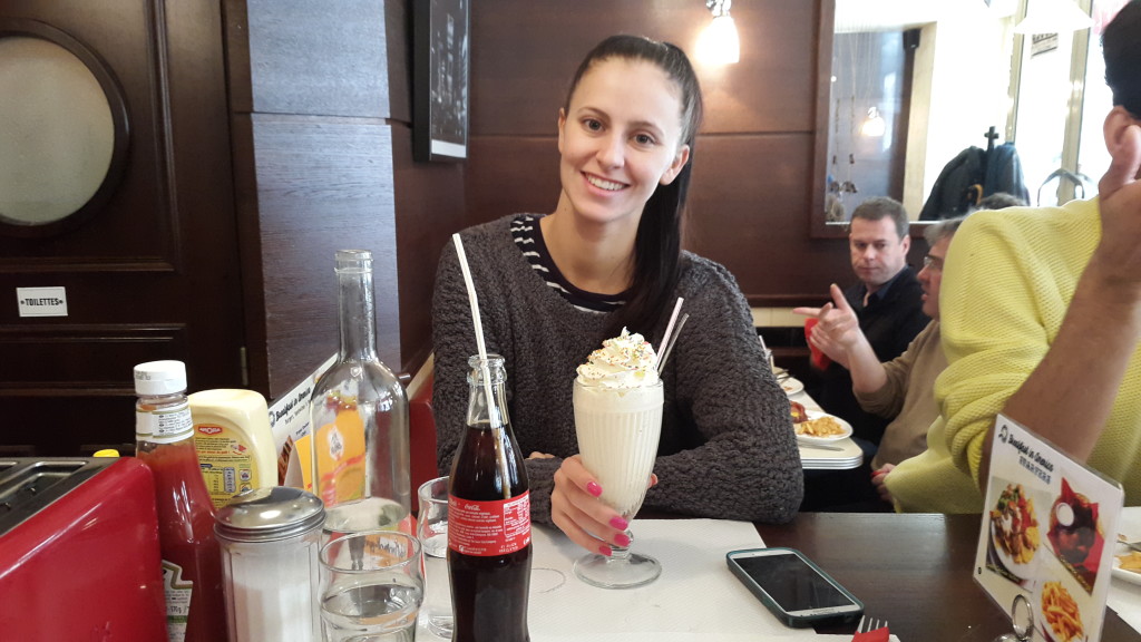 breakfast in america paris review